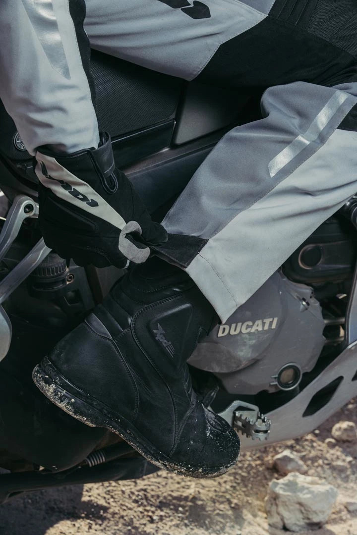 X-VENTURE H2OUT BLACK