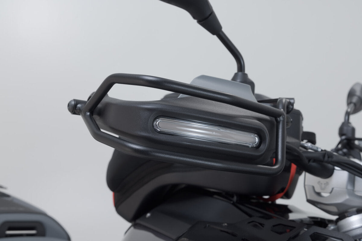 Handguard Black. BMW R 1300 GS (23-) / Adventure (24-).