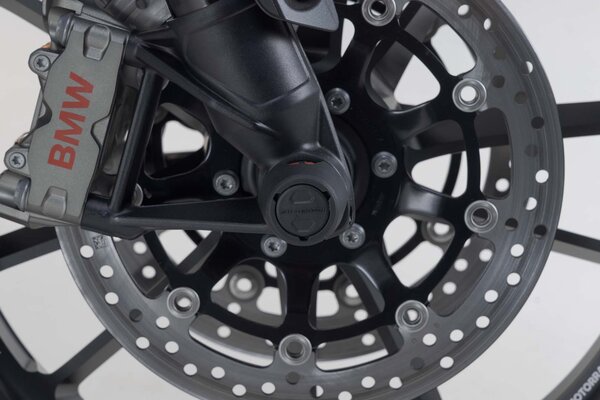 Slider set for front axle Black. BMW models.