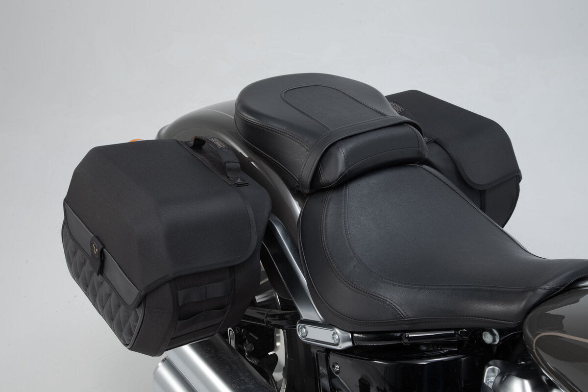 Sw Motech Systeme De Sacoches Laterales Lh Legend Gear. Harley-Davidson Softail Fat Boy (17-).