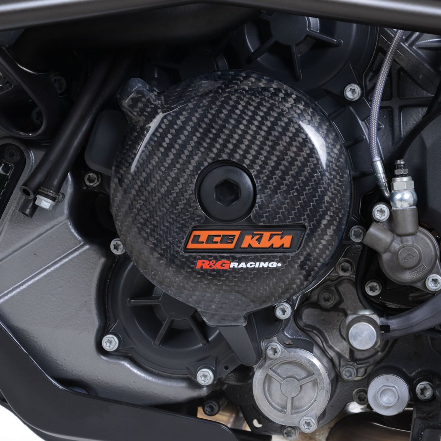 RG Couvre Carter Carbon KTM 1050 Adv, 1290 Super Adv'15-, 1290 Super Duke '17-, 1290 Super Duke GT '19- & 1290 Super Duke R '17