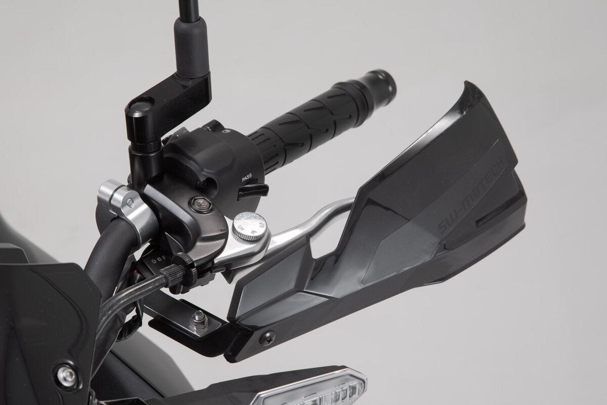 Sw Motech Kit De Fixation Pour PROtege-Mains. Noir. Pour Guidon De 22 Mm. 1 Point D’Attache.