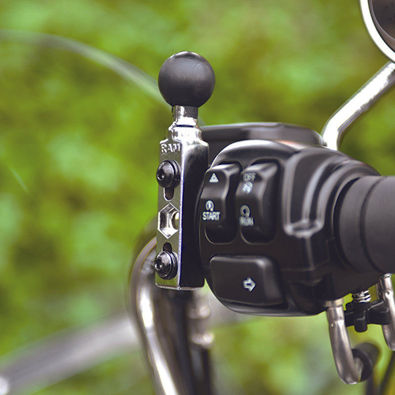 RAM MOUNTS Chrome Ram Cycle Handlebar Base W/1 Ball