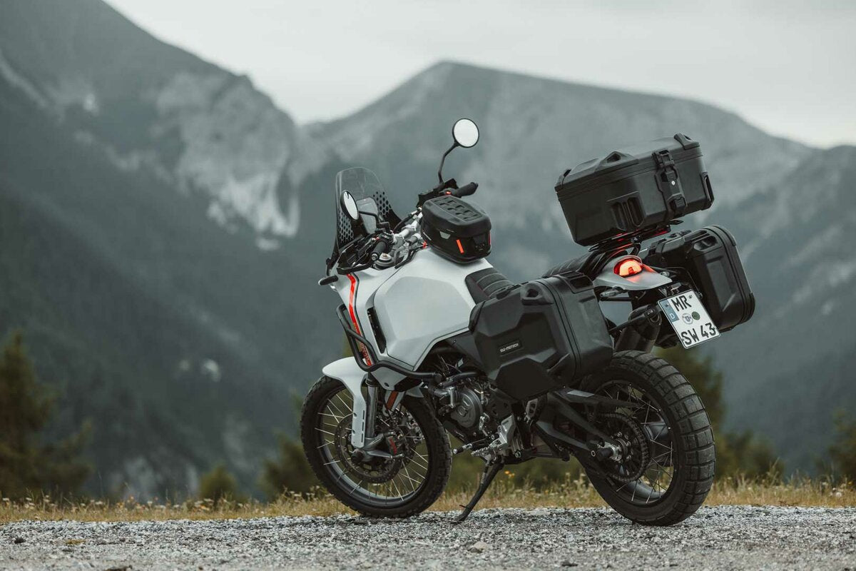 DUSC XL top case Black. 55 l. ABS.