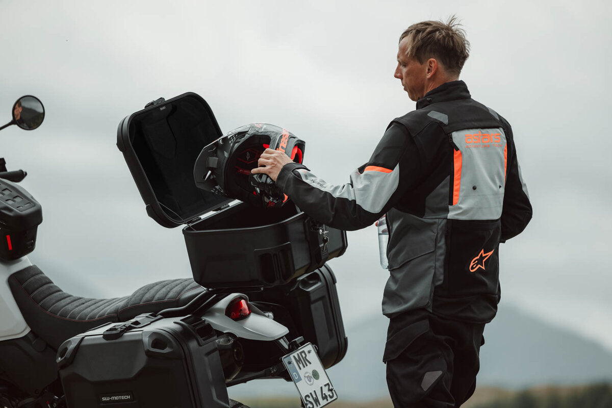 DUSC XL top case Black. 55 l. ABS.