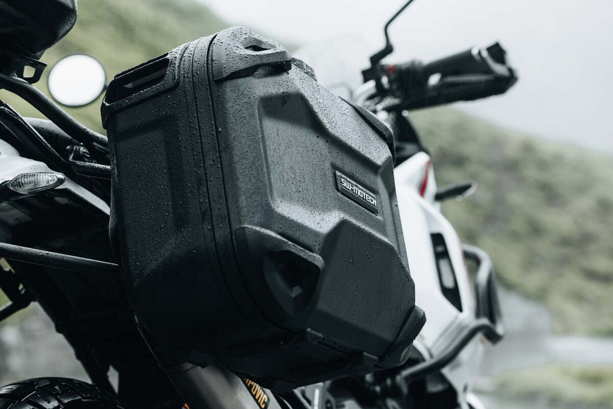 DUSC XL top case Black. 55 l. ABS.