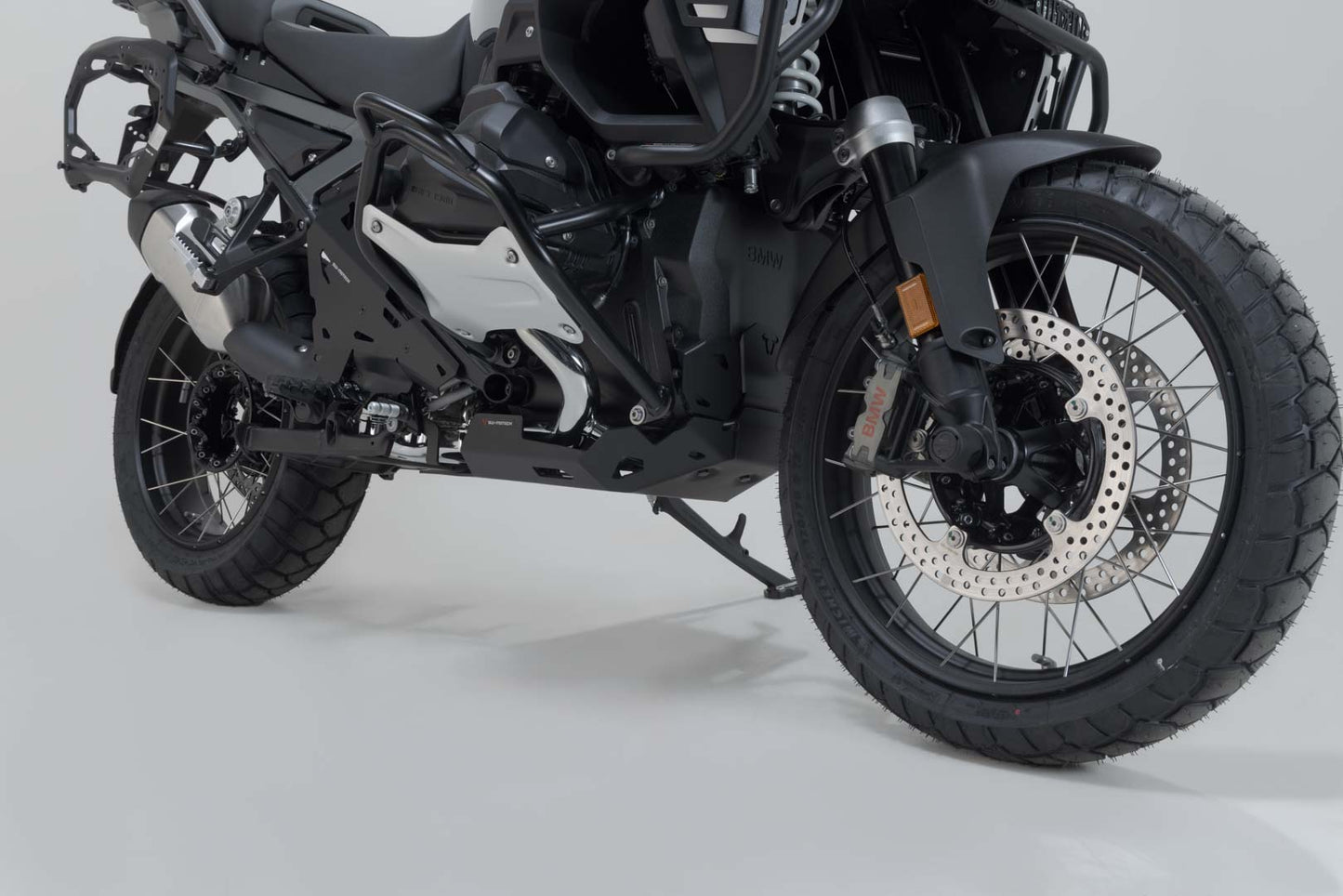 Engine guard Black. BMW R 1300 GS / Adventure, R 1300 R. / RT.
