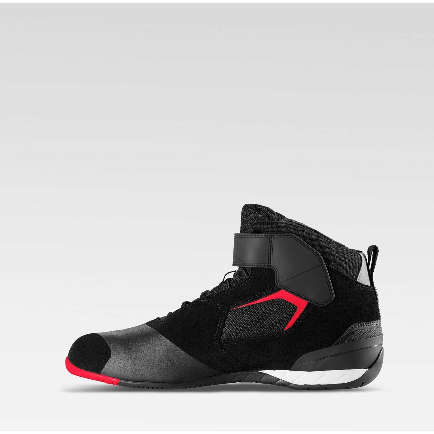 X-RADICAL Black/Red