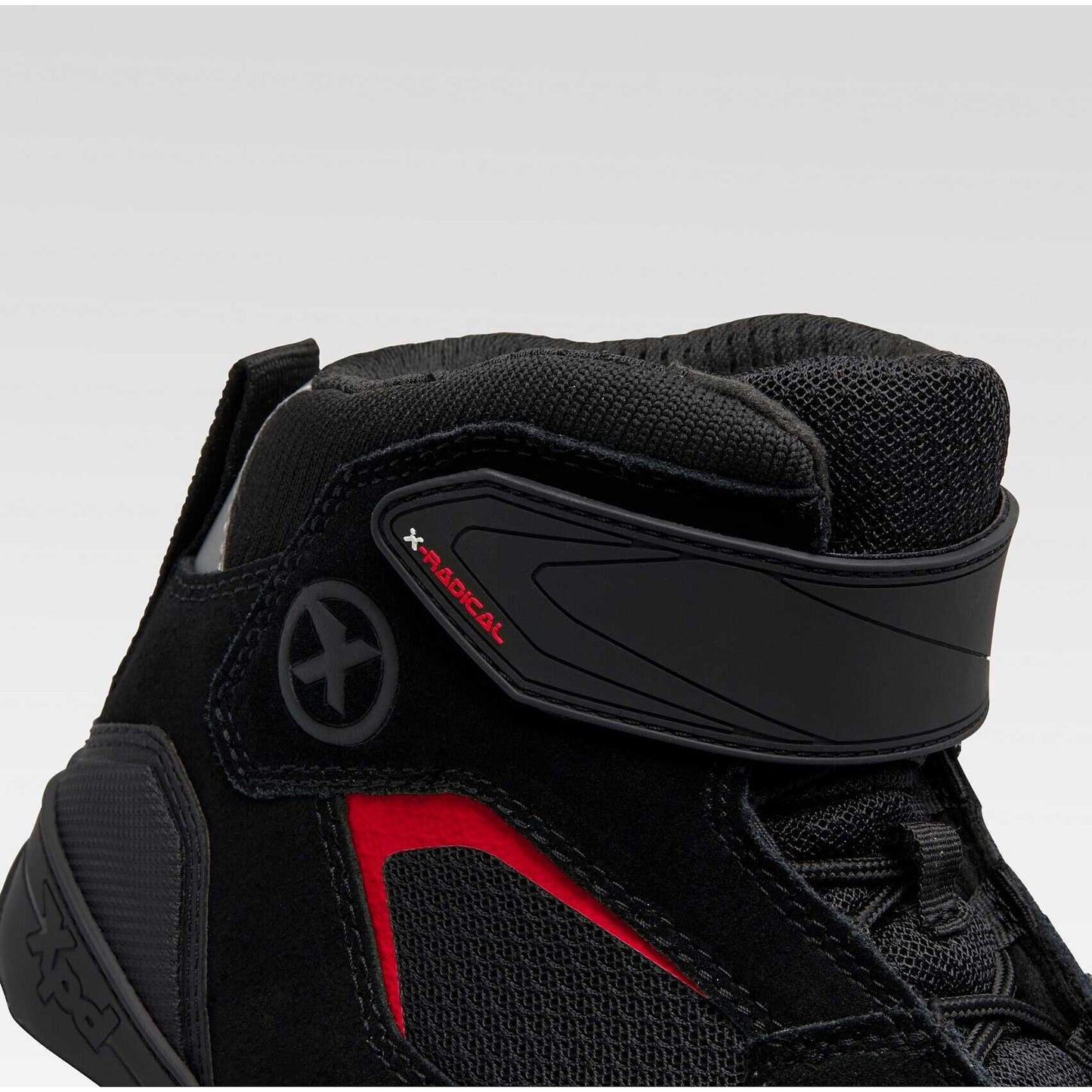X-RADICAL Black/Red