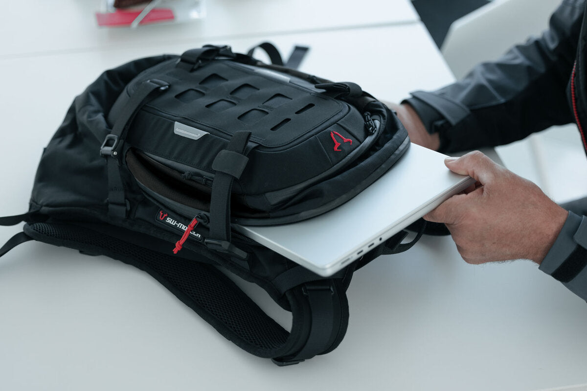Sw Motech Sac à dos PRO Cosmo. 16l. Noir/Antracite